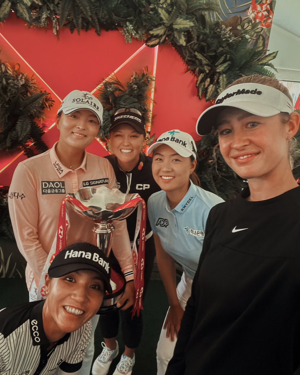 Singapore selfie 🤳🇸🇬

#HWWCGolf #15YearsHWWC <a href="/LPGA/">LPGA</a>