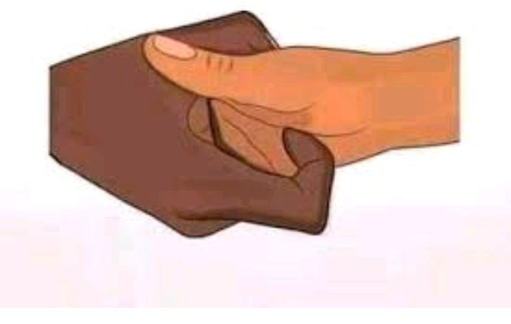 adeewunmii's tweet photo. What is the meaning of this handshake please?? https://t.co/EzVfS0g6FP