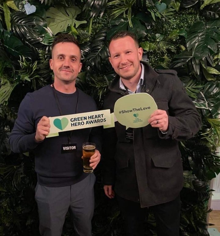 ecoCaretaker (@ecocaretaker) on Twitter photo Missed our opportunity to say hi to one of our heroes <a href="/ChrisGPackham/">Chris Packham</a> at the <a href="/TheCCoalition/">The Climate Coalition</a> Green Heart Heroes awards lastnight, so I'll say hi here instead. Hi Chris π. Hope you enjoyed the ceremony, well done to <a href="/Natures_Voice/">RSPB</a> πππ #showthelove Missed our opportunity to say hi to one of our heroes <a href="/ChrisGPackham/">Chris Packham</a> at the <a href="/TheCCoalition/">The Climate Coalition</a> Green Heart Heroes awards lastnight, so I'll say hi here instead. Hi Chris π. Hope you enjoyed the ceremony, well done to <a href="/Natures_Voice/">RSPB</a> πππ #showthelove