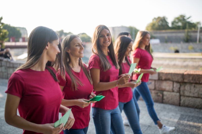 Když místo plánovaných 200 Kč zaplatíte za 1 CV uchazečky jen 30 Kč, tak se asi dá mluvit o efektivitě 💰 To nemohlo zůstat bez případovky 💁🏻‍♂️⬇️
mytimi.cz/pripadova-stud… #pripadovastudie #pripadovka #nabor #efektivita