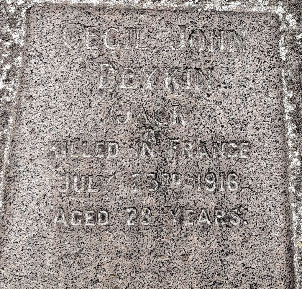 InscriptionsWw1's tweet photo. #RememberedHere
Henry Witton Deykin
Died Boer War 28 February 1902
Aged 26
Cecil John Deykin (Jack)
Killed in #France 23 July 1916
Aged 28
#WittonCemetery #Birmingham
#WW1 #BoerWar #LestWeForget
Online records via https://t.co/BqCIKs1h0l https://t.co/9KWIh0H4yp