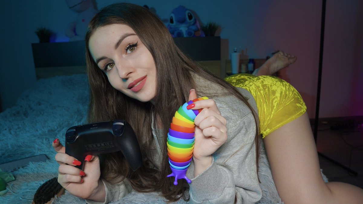 malinkaa98's tweet image. Discover the Strange Sounds Created by Tapping and Scratching Different Objects! 👻⬇️
youtu.be/1mUg5NjO3xs

#asmrsleep #asmrmouthsounds #asmrtapping #asmrscratching #asmrnotalking #malinkaa98 #asmrtriggers #asmrsounds #blueyeti #asmr