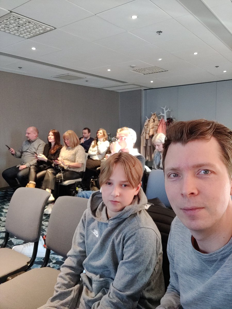 Kummipoika mukaan <a href="/spot_ry/">SPOT RY</a> #sponsorointi seminaariin. Lomalaiselle tulikin tettipäivä.