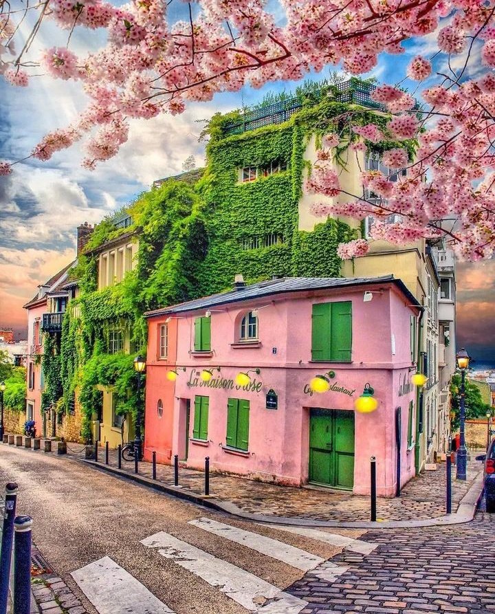 enzasv's tweet photo. Paris France 🇨🇵 https://t.co/vYwEhHmj9F