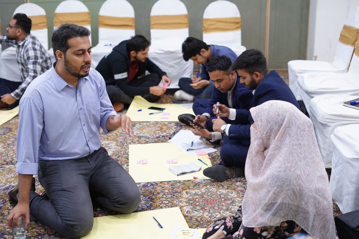 solforgpk's tweet photo. Highlights from what went around on day 1 of the 3-day bootcamp being conducted under the Green 🍀Acceleration Programme by Master Trainers @NoorZafer and @Faizan_Arafat in #Karachi. 

#GAP #Sindh #GreenJobs https://t.co/fugui86a3f