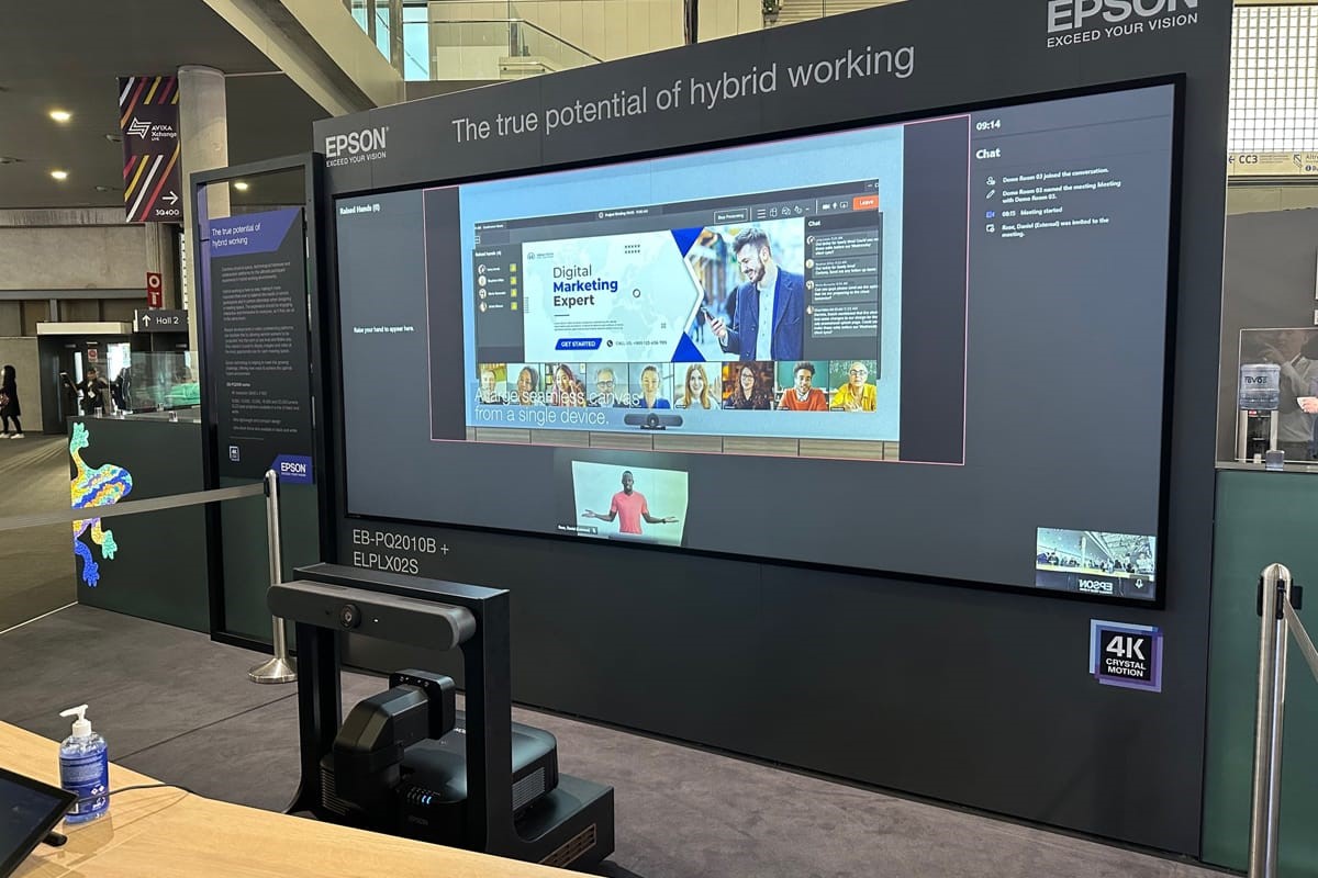 Visual_Displays's tweet photo. Experience the ultimate MTR display!๐ก๐ฌ
With our new 10,000 lumen 4K projector and ALR screen, your meetings will never be the same > https://t.co/8uzuEINjiK
#AVtweeps #MicrosoftTeamsRoom #Epson #4KProjector #ALRScreen #TheDisplayGurus https://t.co/TW5q3ApgUP