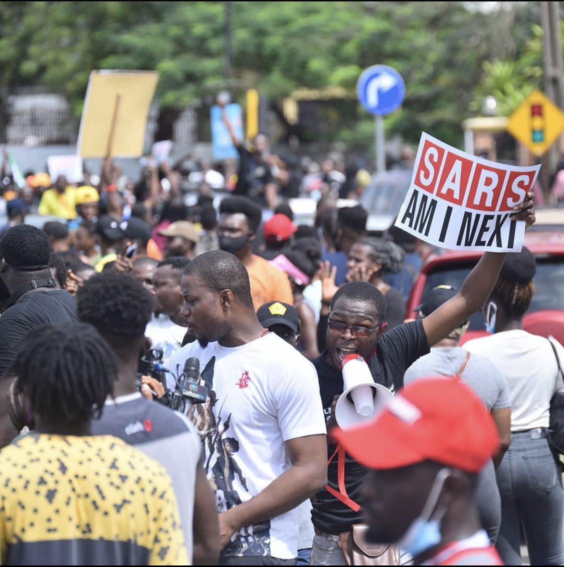 Gbadebo Rhodes-Vivour tweet media