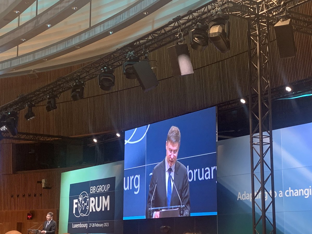 Maria_Mary11's tweet photo. Adapting to a changing world with Commissioner @VDombrovskis stressing the importance of #digital and #green #investments and the key role of the #capital #markets Union @EIB #EIBForum https://t.co/vWruU8e0KN