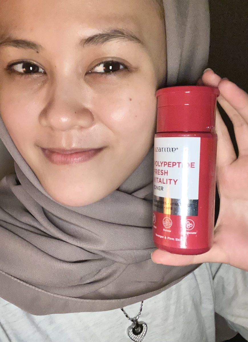 apasidy_'s tweet photo. dgn tekstur watery, warna putih bening gitu &amp; gampang nyerep juga. for now yg aku rasain finish stelah apply &amp; pas bangun tidur lbih lembab &amp; kenyal
#SaveTheSkin #MightyBooster 
#racunbyAprill https://t.co/Y5GS8rvx7H