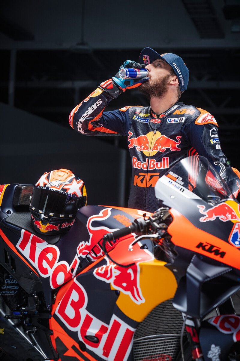 KTM_Racing's tweet photo. Gives you 𝔀𝓲𝓲𝓲𝓲𝓲𝓲𝓲𝓷𝓰𝓼. 💪

#GivesYouWings https://t.co/qOHNZBjKxk