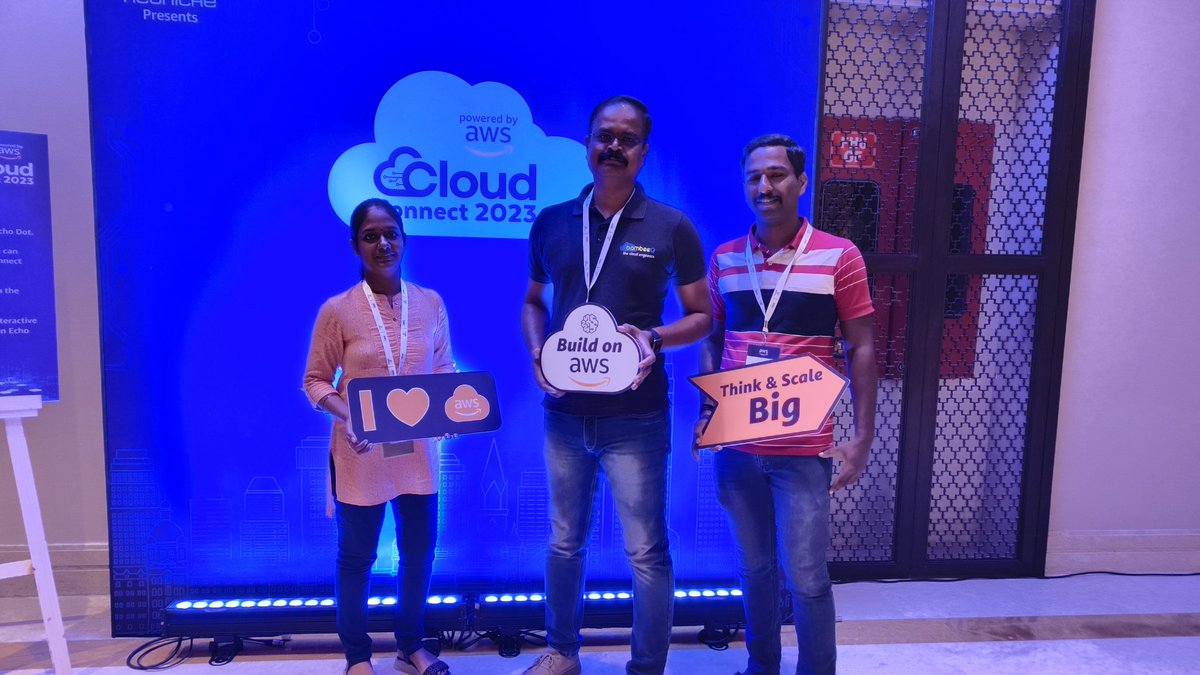 tvenkatt's tweet image. #AWSCLOUDCONNECT with my team