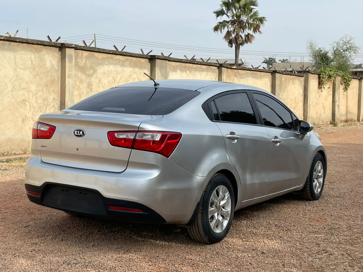 Auto_cars_ng's tweet photo. SUPER CLEAN KIA RIO MANUAL TRANSMISSION WITH DUTY
PRICE 2.2
CALL โ๏ธ 08164646623
LOCATION ๐KADUNA
NATIONWIDE DELIVERY
KINDLY RETWEET PLS ๐๐ป
#ObiIsWinningEverywhere #Enenche #Emefiele #Plateau #Calculate #Solundo #Rigging https://t.co/VWVzo9loPz