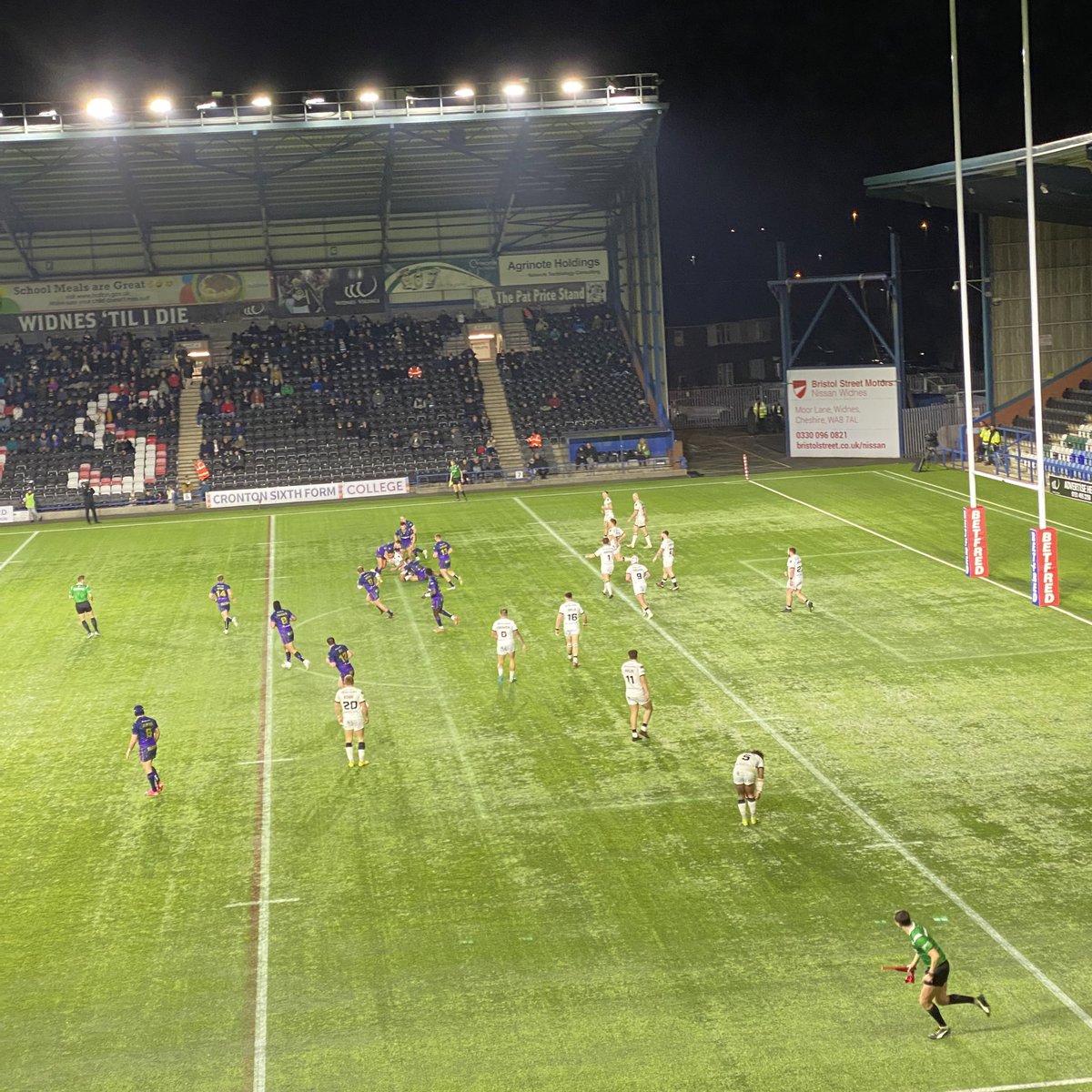 StsPnP's tweet photo. Members of #TeamPandP enjoyed the @WidnesRL win yesterday evening. Thank you to the Apprenticeships team @riversidecoll for inviting us. A fantastic time was had by all. #community #getintoem https://t.co/pfZz44nC7K
