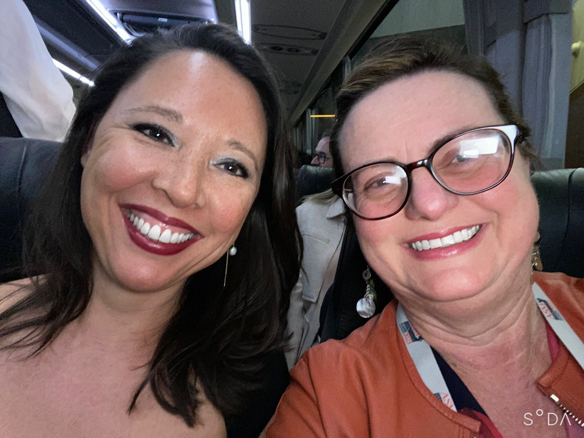 FionaMacPath's tweet photo. Great to see people face to face at 2 awesome conferences! #USANZ23 #UPDATE23 @USANZUrology @PathologyRCPA @joyce_baard @PCFA @Goldurol @EvePropper https://t.co/YhQ4ZvJFpE