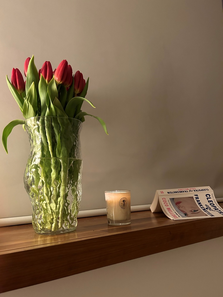 NYR_Official's tweet photo. A self care evening is much in need 💆🙏 ... Night time is the perfect opportunity to have a good rest after a long and busy day. Organising a nice, relaxing self care evening is so important, and helps to unwind after the stresses of everyday life. https://t.co/aOj8yzQsKg