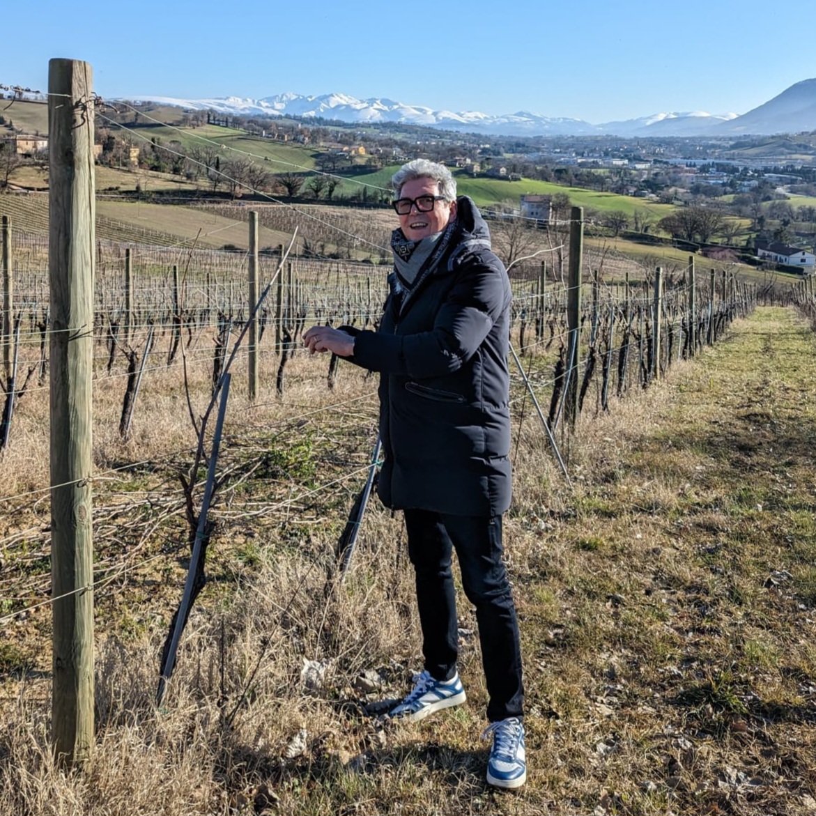 Keeping it real.  Aldo Cifola at home in not just any old vineyard, but the birthplace of Verdicchio di Matelica. #lamonacesca
