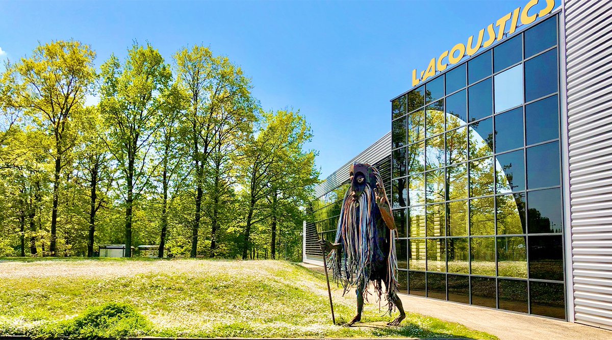 L_ACOUSTICS's tweet photo. Brighten your sonic horizons at our Marcoussis HQ! We are offering a wide variety of #soundeducation courses in English at our headquarters located south of Paris. To register and learn more, consult our training calendar: https://t.co/8zisSoadJw https://t.co/iWvZa4cMYI