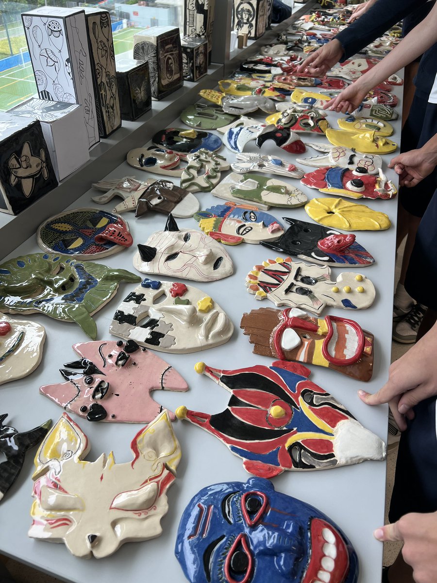 I ❤️ clay! How fabulous & dramatic are the stages of #clay or #ceramics! Our Grade 9 artists were rightly proud of their original masks inspired by their chosen cultural mask research. They are all skilled in slab, score/slip/smear & underglazing now #SAISrocks #ibmyp