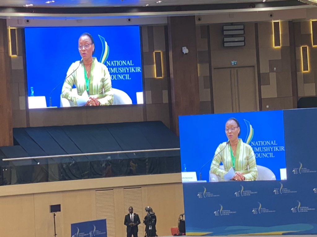 EmmanuelINTORE's tweet photo. #Iriba rya Masenge rivuzwe mu nama #Umushyikirano2023 ubwo Minisitiri wa @RwandaGender yaganirizaga abitabiriye inama @Umushyikirano ni gahunda nziza yatangirijwe muri @Nyamagabe aho hatorezwamo urubyiruko kuvoma ku ndangagaciro z'umuco bikarinda urubyiruko ingeso mbi zose. #RwOT https://t.co/63yuow5Wla