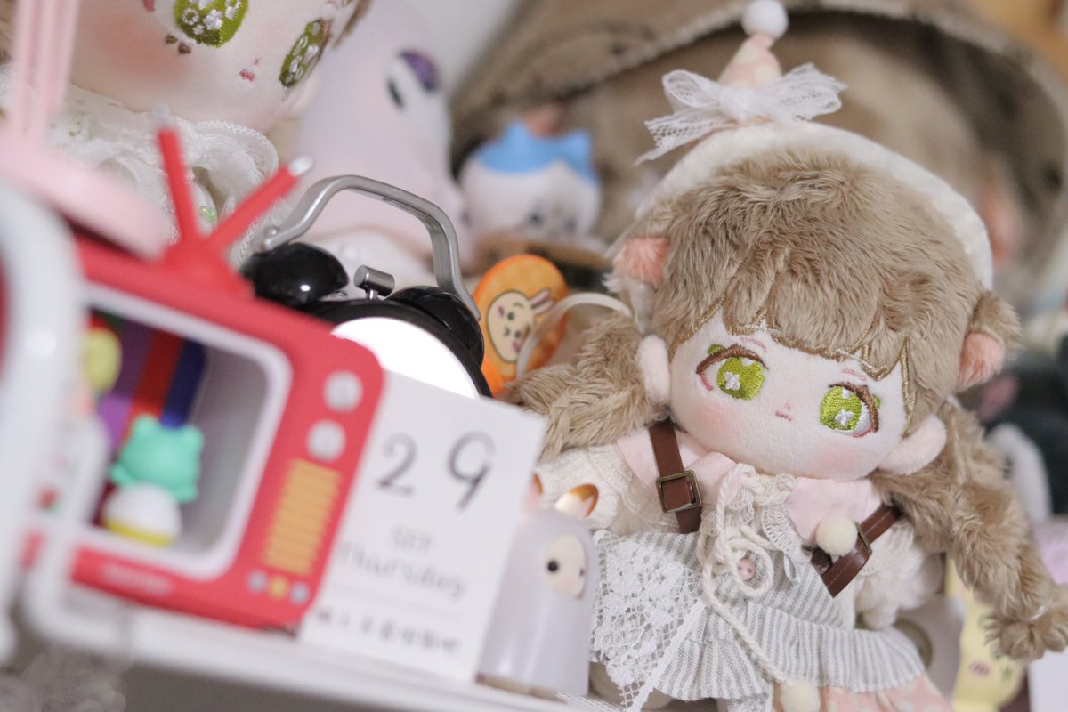 무속성 콩디어(10cm) 폼 OPEN!!💚💚
19시에 오픈 됩니다!
💚알티 +계정 팔로우 해주신 분들중 두분께 콩디어를 보내드려요🌼🌼 귀엽고 작은 콩디어 데려가세요👼
🫶🏻폼주소 
fondee.io/room/room_view…