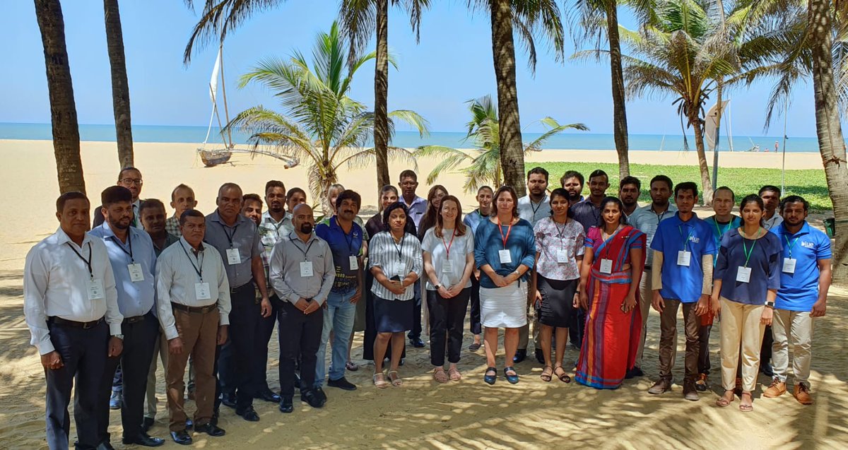 Great to see the #BluePlanetFund @CefasGovUK @blue_resources @ElasmoProject supporting Sri Lanka to increase understanding around the impact overfishing can have on shark and ray stocks through species identification training, data collection and science-based policy support.
