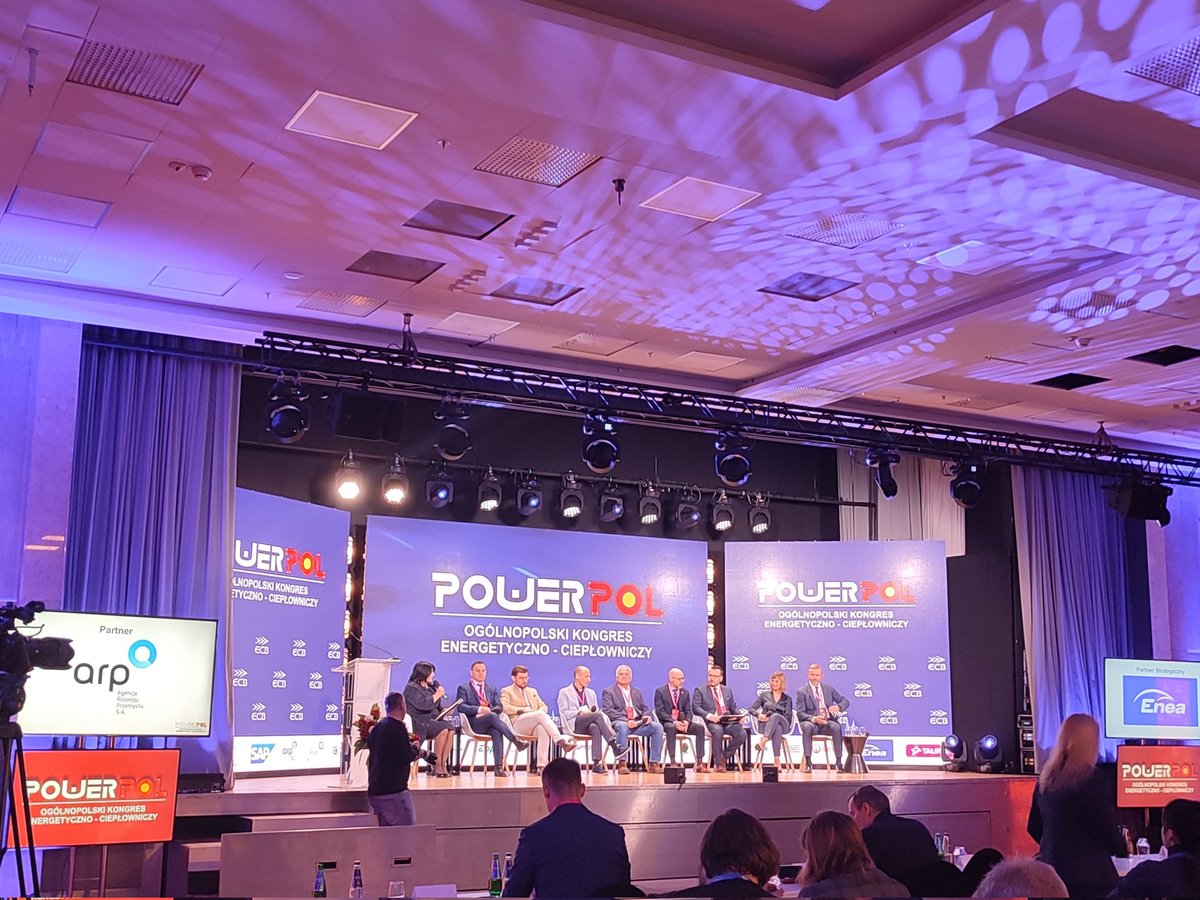 FortumPolska's tweet image. Dziś II dzień kongresu energetyczno-ciepłowniczego #POWERPOL. Właśnie rozpoczęła się debata Horyzont 2050: Rozwój, inwestycje, innowacje. @ECBPL