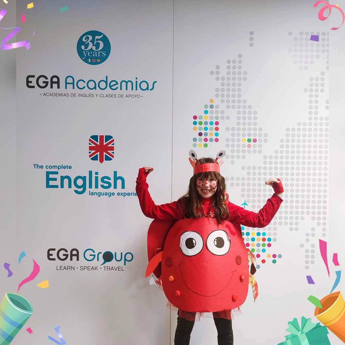 Salma ha sido nuestra flamante ganadora concurso de disfraces de EGA Carnival 2023 🎭 ¡Enhorabuena! 🎁
.
#Carnival2023 #Carnaval2023 #carnival #carnaval #EgaAcademias #EGA #EGAAlcorcon #alcorcon #aprenderingles #AcademiadeIngles #cursosdeingles #inglesonline #ingles