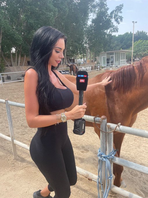 TW Pornstars Yvonne Bar. Pictures and videos from Twitter. Page 9