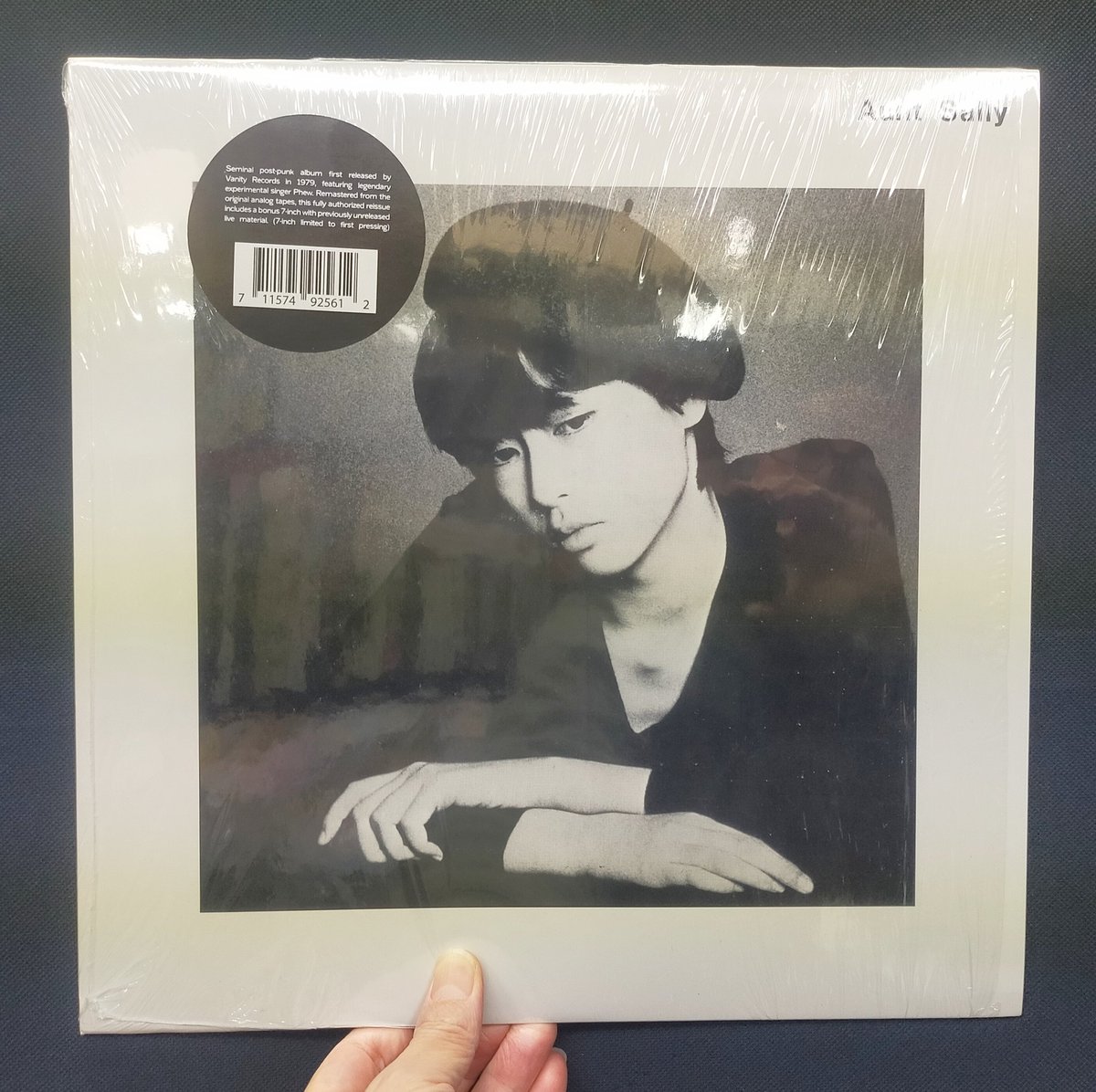 本店2F帽子ジャケ新入荷】十代で渡英したPhewが帰国して結成したニュー