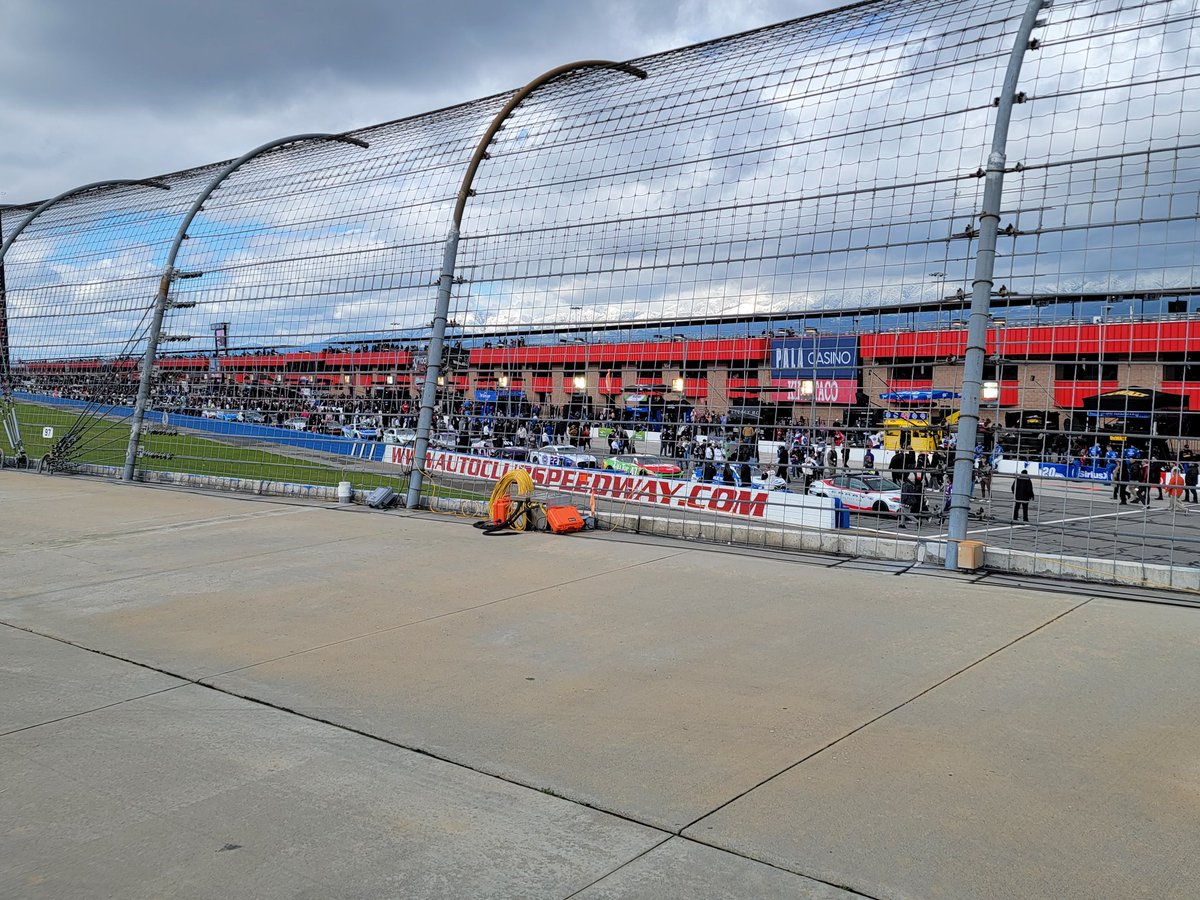 J_Loomis48's tweet photo. Thank you for the memories, @AutoClubSpdwy. Excited (and honestly, a little worried) to see what the future holds.
 I know business is business but, please don't leave us behind @NASCAR. Thousands of us SoCalifornians love this sport and would hate to see y'all leave entirely... https://t.co/59t20xSKPt