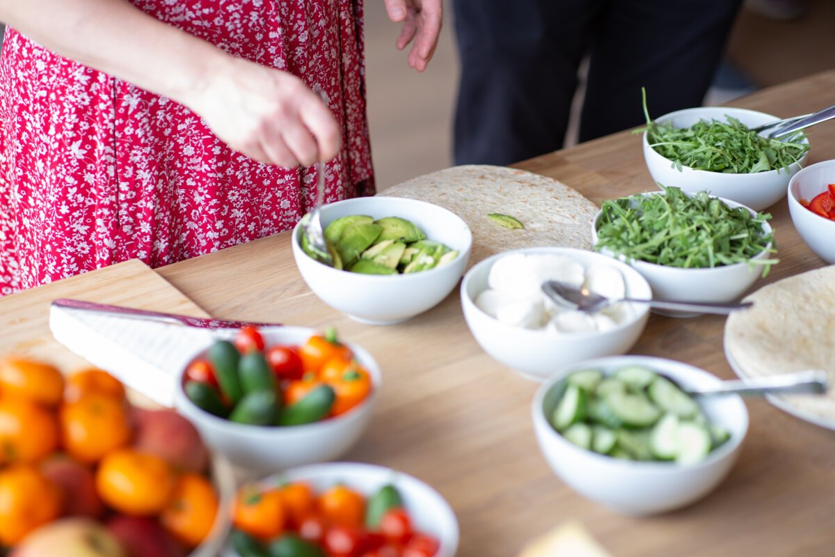uncinc's tweet photo. We are looking for a #host (f/m/x) for our office 👉 https://t.co/0hNgr8IIFL. If you’re struggling to find a job then we’re happy to offer you the opportunity. Prepare our lunch 4 to 5 mornings a week and keep our office organized and tidy. Check out the #vacancy en get in touch! https://t.co/TlsO9FSc0c