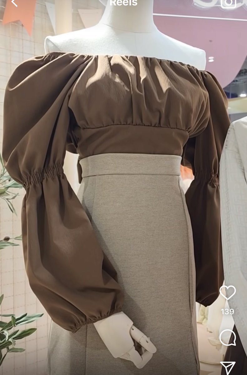 nnch_ji's tweet photo. ส่งต่อ เสื้อ Butter Scotch มือ1 สีขาว 280 รวมส่ง (ราคาเต็ม 330) #choosedress #ส่งต่อ #ส่งต่อเสื้อผ้ามือ2 #ส่งต่อเสื้อผ้า #เสื้อผ้ามือสอง #เสื้อผ้ามือสองสภาพดี #โล๊ะตู้ #ส่งต่อเครื่องสําอาง #เสื้อผ้ามือ2 #พรีออเดอร์เกาหลี #vghbkkมือสอง #ส่งต่อstylistshop #โล๊ะตู้เสื้อผ้า https://t.co/shrerkM7G0