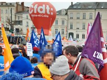 Signez l'appel des élus de Maine-et-Loire
Retraites, non à une « réforme » injuste !
joelbigot.fr/2023/02/28/app…