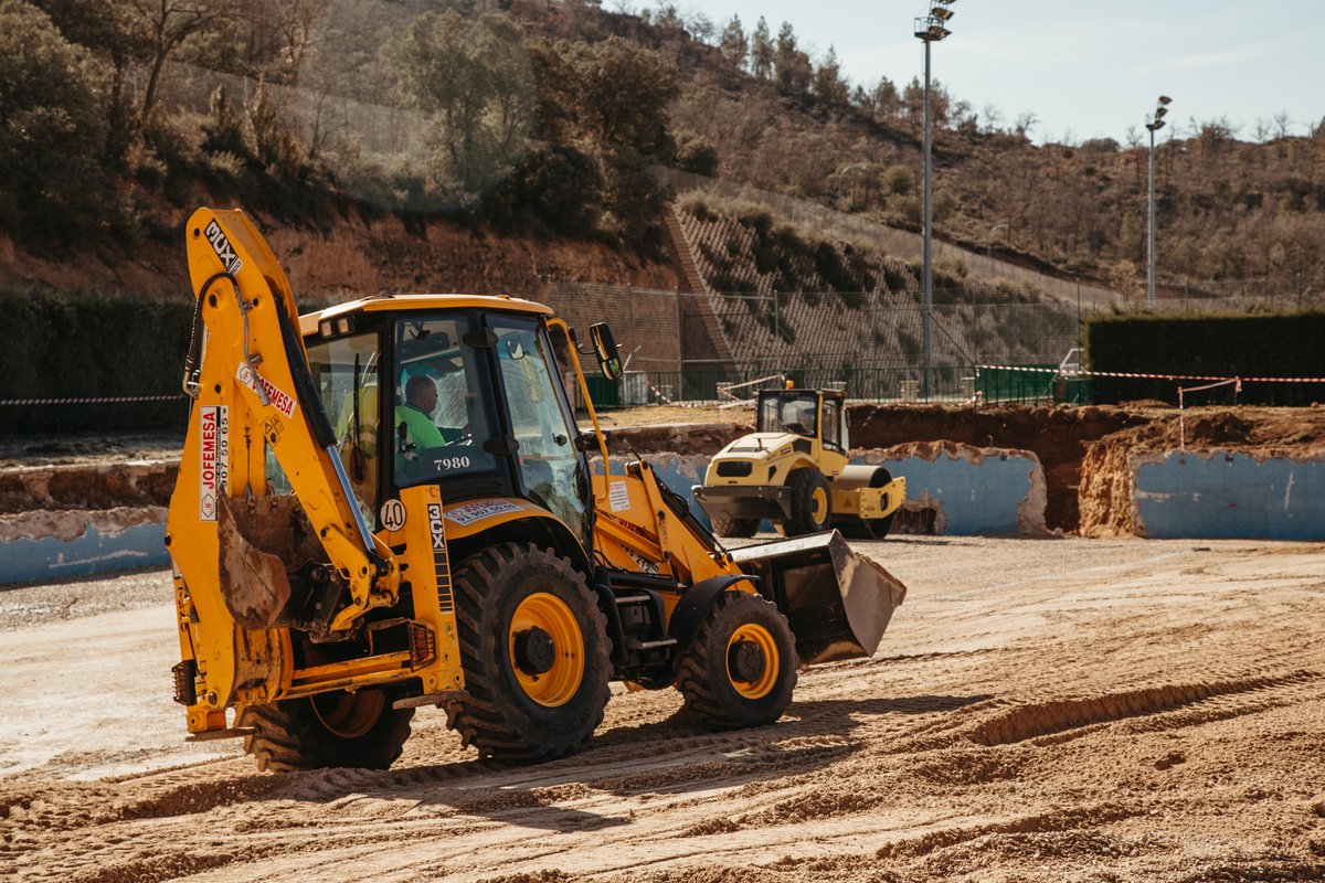 🌞 El próximo verano, la piscina municipal de Trillo lucirá un nuevo aspecto, totalmente renovado, después de más de 30 años de existencia
.
ℹ️ ow.ly/pU3G50N4kXY
.
.
#piscina #piscinamunicipal #verano #trillo #azañón #lapuerta #morillejo #vianademondéjar #valdenaya
