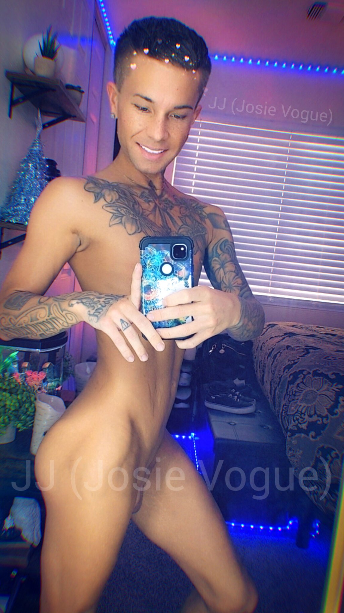 I'm ready ? #femboy #FemBoyDoll #twink #gay #skinnyboy #TattooedNudist #tattooguy #tattoolovers #cuteboys