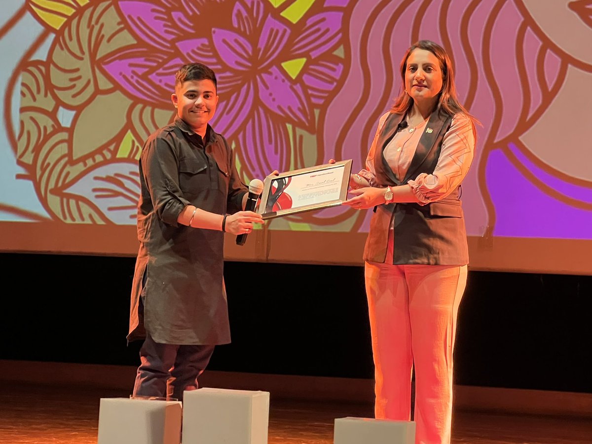 Delighted to have interacted with the #YouthPower as part of the #TEDxTalk #TEDxHamiltonRoad .

#PowerOfPositiveSelfBelief
#ThoughtProcess
#LifeMotivation
#YouthForNation 🇮🇳

#TEDxTalks