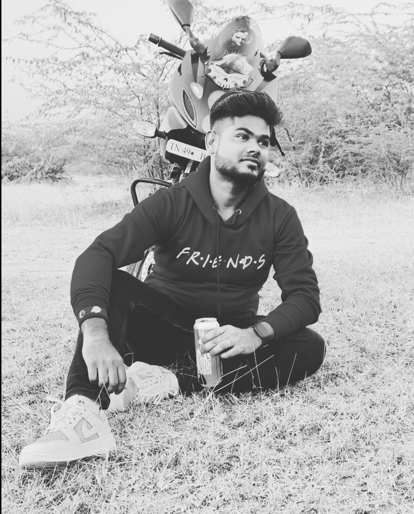 ManojKumar6463's tweet photo. 💞😉..#🆆ђāţ_🆈oų_🅶oęş_🅰ŗoųŋd_🅸ţ_🅲omęş_🅱āçķ..💫✌🏻 https://t.co/LonxNUsjFa