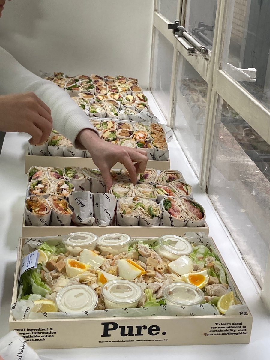 FMTalent's tweet photo. This is why it's SO nice to get back to the office...😋
#freshminds #lunchtogether #officevibes
@PureFoodUK #spencercraig https://t.co/PcZ0blXK04
