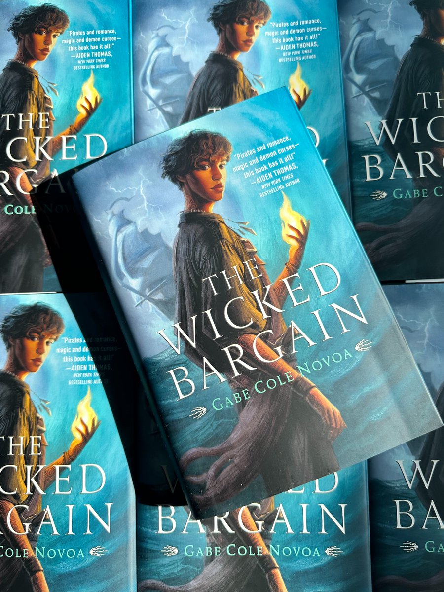 THE WICKED BARGAIN IS OUT TODAY! this book has 🏳️‍⚧️ trans masc nonbinary protagonist! 🏴‍☠️ all the pirates! 👿 devil deal gone wrong! ✨ hidden ~secret~ magic! 😈 genderfluid demonio with their own agenda! and it's available now at all retailers! HOORAY! bit.ly/3y3zqMI