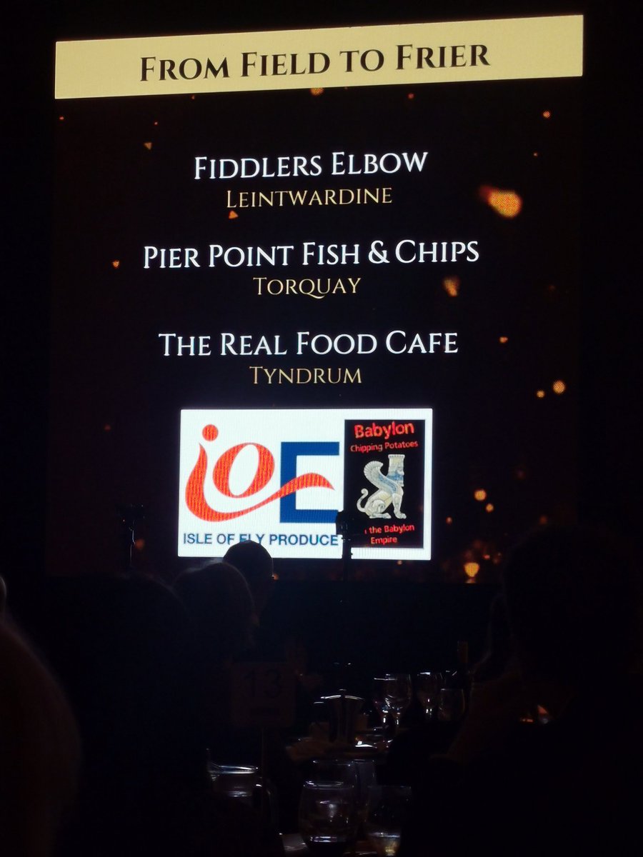 Up next From Field to Frier sponsored by <a href="/isleofely/">Isle of Ely Produce</a> <a href="/Agrico_UK/">AgricoUK</a> #fishandchipawards and the winner is <a href="/therealfoodcafe/">The Real Food Cafe</a> 😁 Massive congratulations
