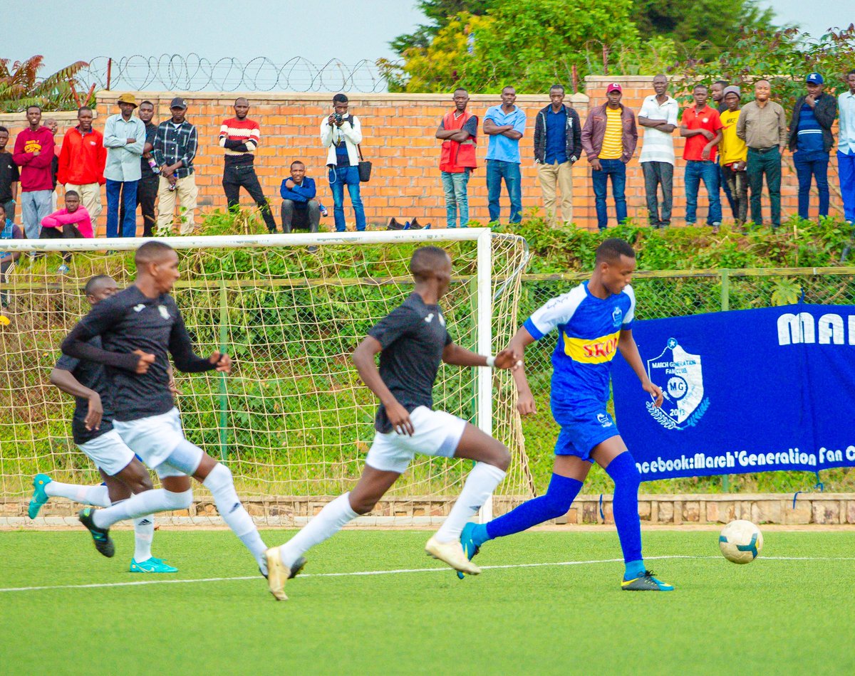 rayon_sports's tweet photo. #INTRAY (1-1)
#Gikundiro | #OneTeamOneDream https://t.co/RC2I1YOyUf