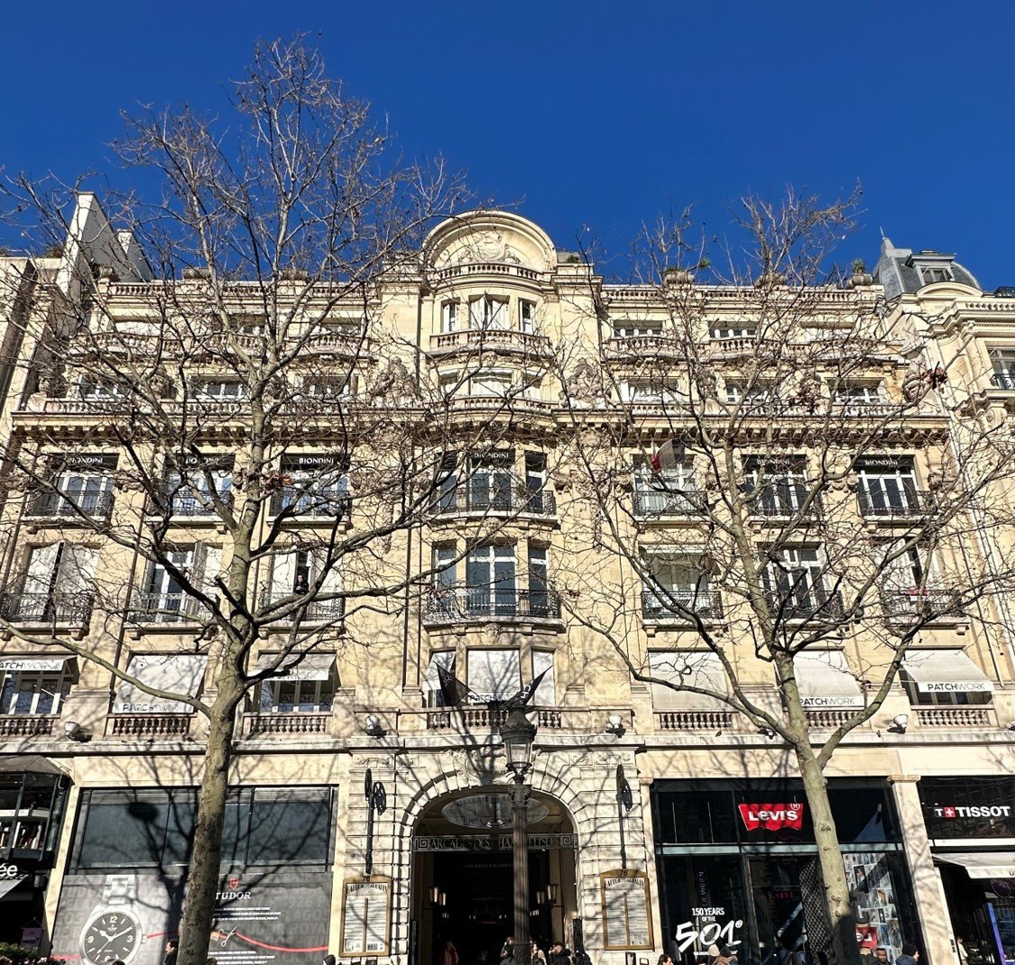 CordellPartners's tweet photo. 👉EXCLUSIVITÉ CORDELL : A VENDRE BUREAUX - CHAMPS-ELYSEES PARIS 👩‍💻👨‍💻
📪 Avenue des Champs-Elysées - 75008
🏰 Immeuble Haussmannien de standing
🔌 Locaux calmes et lumineux Plug &amp; Play en Bon Etat
🖥 Beaux volumes, fibre optique, immeuble gardienné, double accès
#bureauxavendre https://t.co/payJCqIqvu