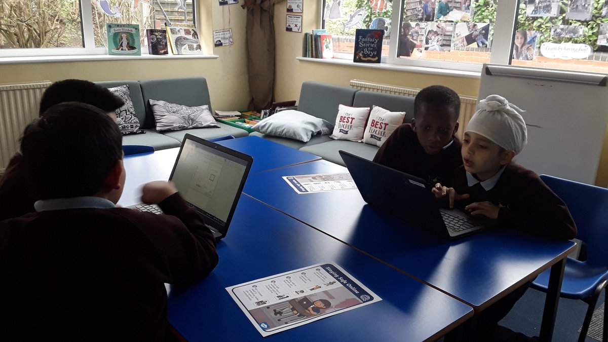 StClaresVoice's tweet image. 3 St Therese using Microsoft Word and other computing skills to create an ESafety poster. #word #google #wordprocessing #editing #resizing #cutting #pasting #pairedwork