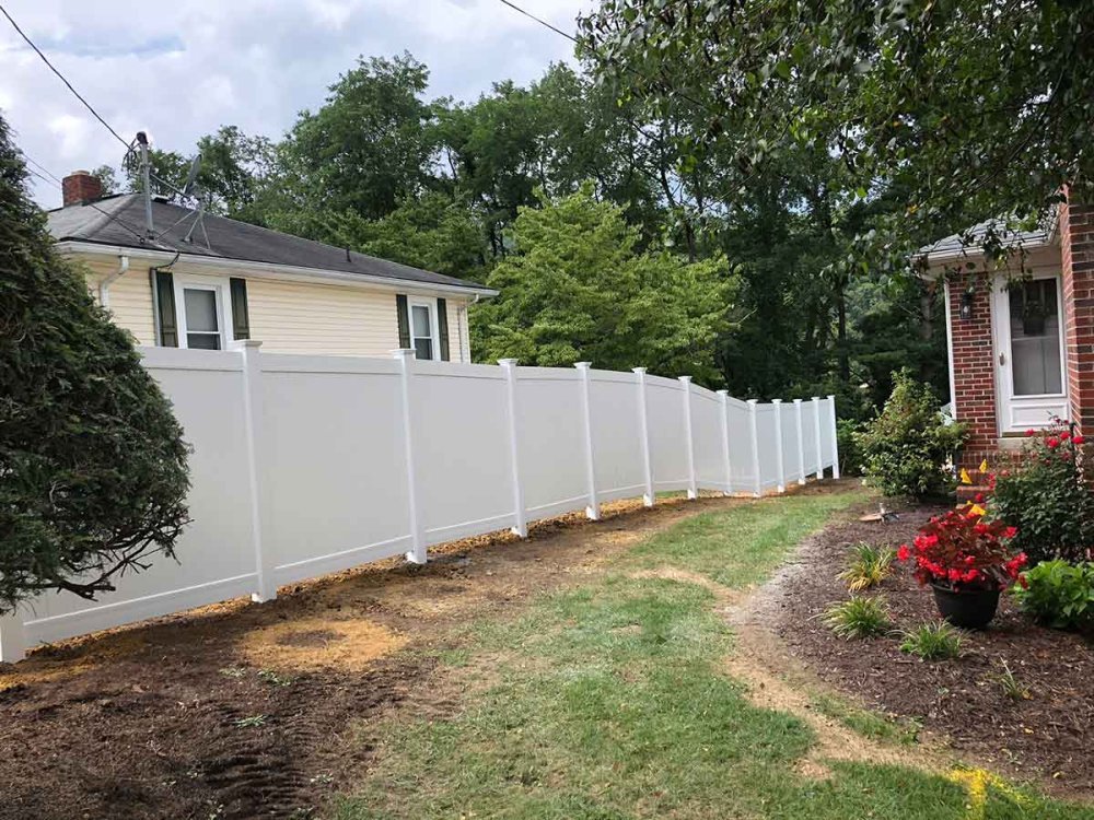 CAFencing1's tweet photo. VINYL/PVC FENCING
Our vinyl fences are not only easy to clean and maintain, but they also stand up well to wear and tear, lasting the test of time. https://t.co/vK50VaJQYw