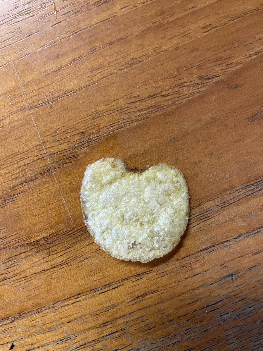 kentroversial's tweet photo. @walkers_crisps #lovefromwalkers https://t.co/MInl3nAXKn