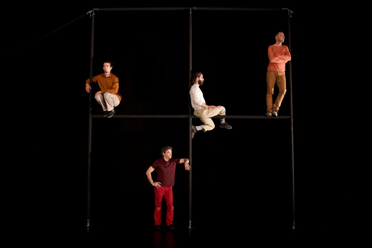 Spectacle de cirque acrobatique dansé le vendredi 10 mars à Langogne ! - mailchi.mp/7ad429ddfd29/s…