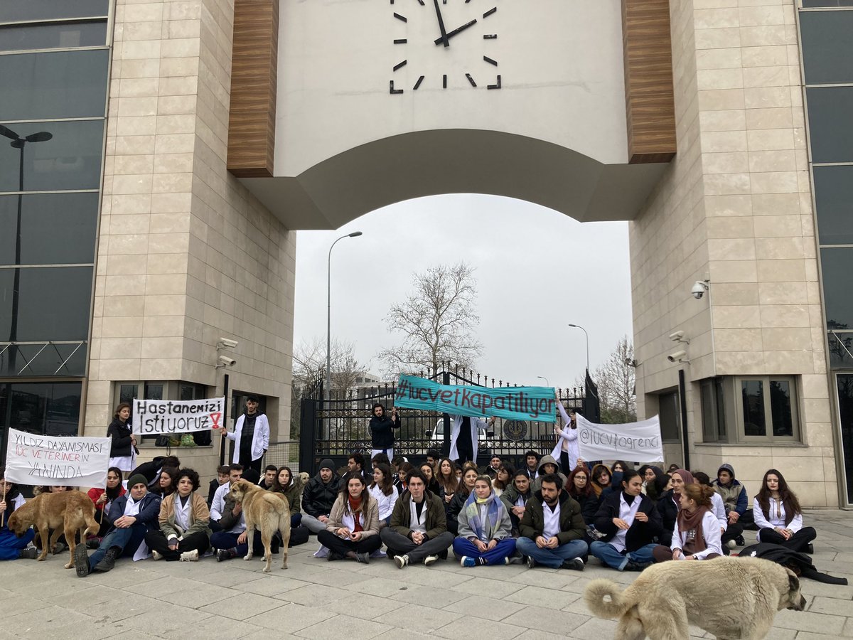 Prefabriğin yetersiz koşulları hasta kabul ve eğitimimiz için KABUL EDİLEMEZ!