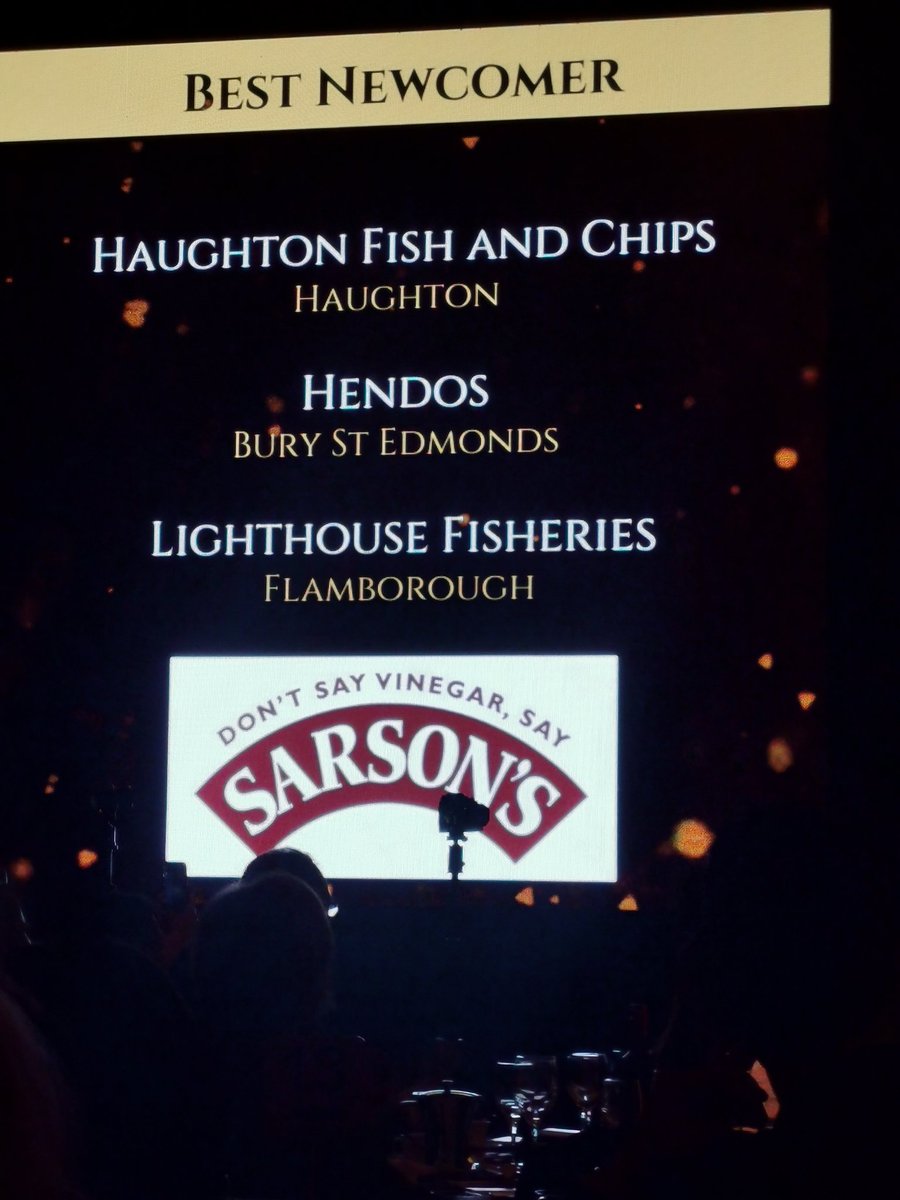 Best New Comer Award sponsored by <a href="/SarsonsUK/">Sarson's UK</a> is Lighthouse Fisheries of Flamborough!! <a href="/CanteenTweets/">The Staff Canteen</a> <a href="/UK_NSC/">Norwegian Seafood Council UK</a> #fishandchipawards
