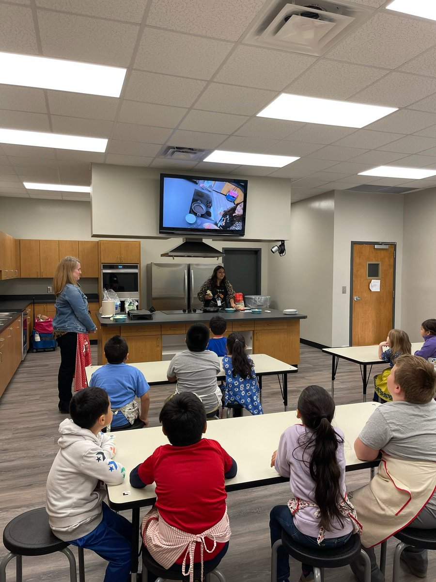 HallCo ESOL tweet media