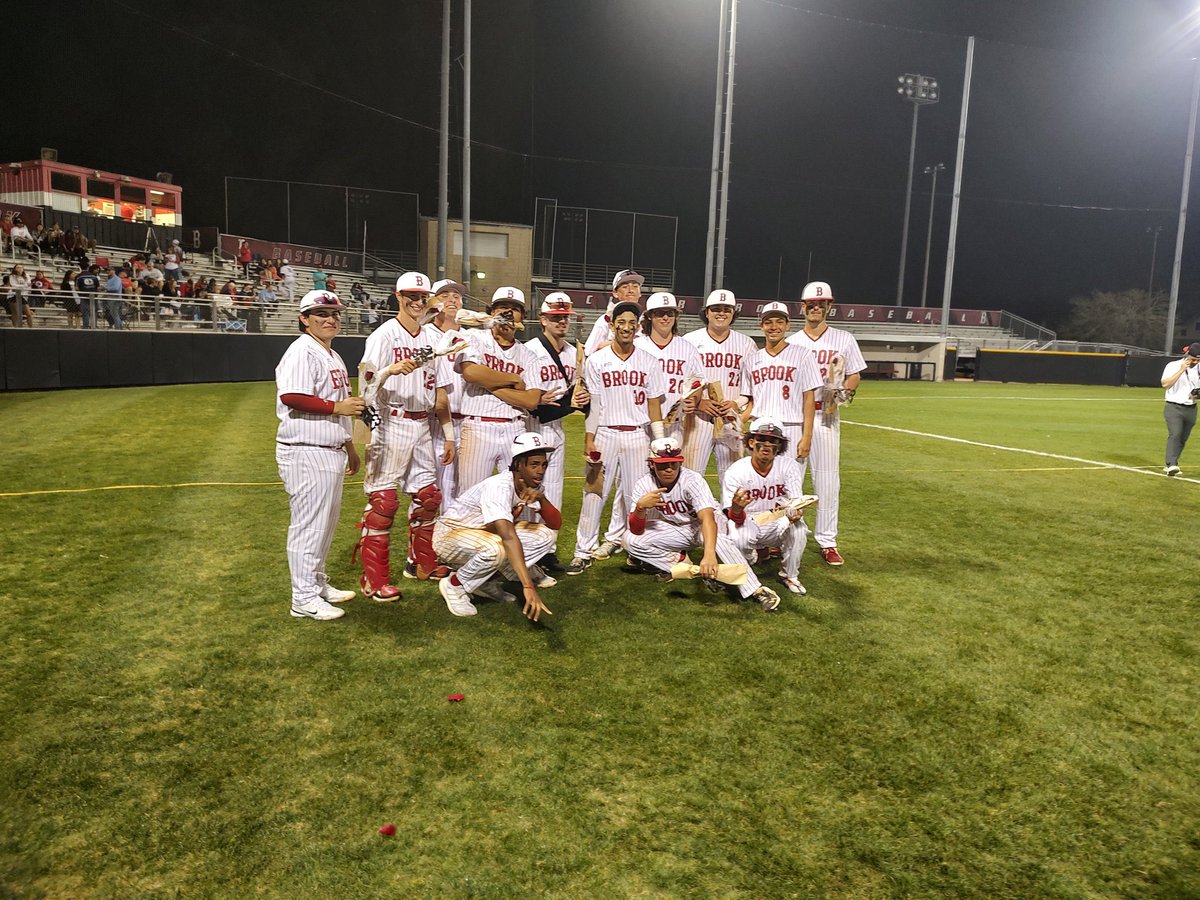 What a great SENIOR NIGHT win last night over St.Thomas. We held on 5-1 on a huge pitching performance by Francisco Leija! Please come support this amazing group of men this week for our CCISD tourney starting on Thursday. <a href="/ClearBrookHS/">Clear Brook HS</a> <a href="/CCISDAthletics/">CCISD Athletics</a>
